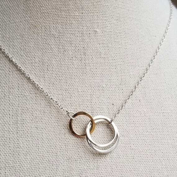 Silver and Gold Linked Circles Necklace Wedding Jewelry Trinity Necklace Bridal Jewelry Symbolic Jewelry 3 Circles Necklace Minimalist Etsy