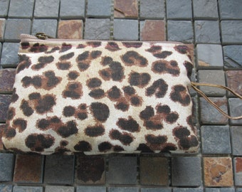 animal print padded zipper bag