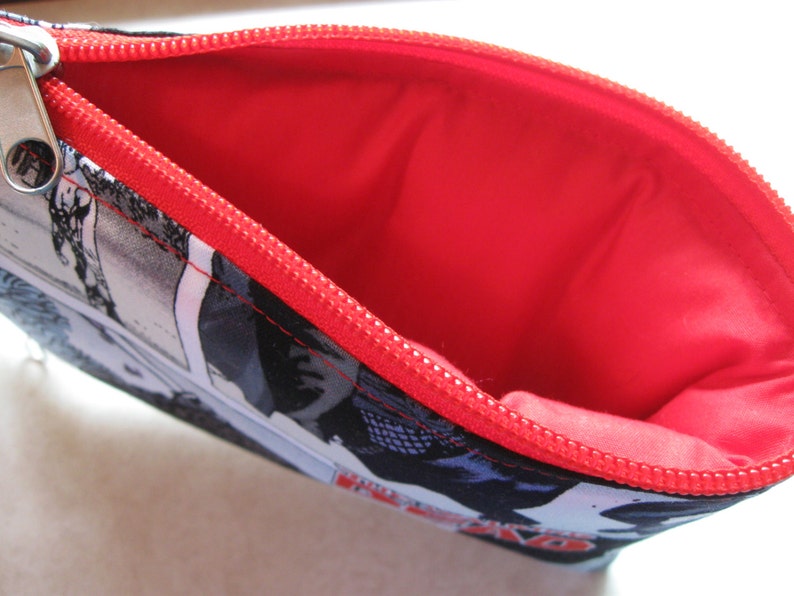 zombie comic strip print large padded bag