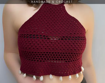 Handgemaakte gehaakte crop top met halter en schelpen – verstelbaar, boho zomerfestivaltop