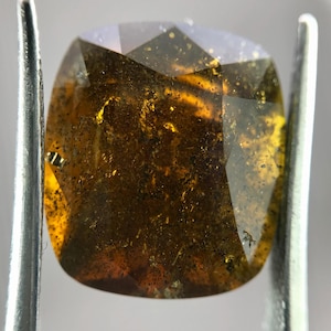11,90 ct pyrit inkluderad dravit turmalinslipad ädelsten från Badakhshan, Afghanistan (12)
