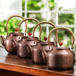 Vintage Copper Teapot with Handle, Traditional Japanese Style Tea Kettle, Antique Copper Water Pot for Tea Lovers, Elegant Copper Tea Decor