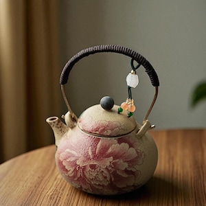 Vintage Ceramic Teapot with Handle, Floral Chinese Style Teapot for Loose Leaf Tea, Elegant Porcelain Teaware for Tea Ceremony and Gifts