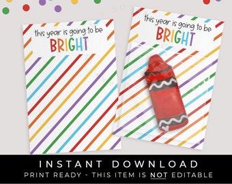 Download immediato BRIGHT Biglietto di auguri stampabile per il ritorno a scuola, Carta regalo per biscotti Bright First Day of School con pastelli arcobaleno, #145BID VIP