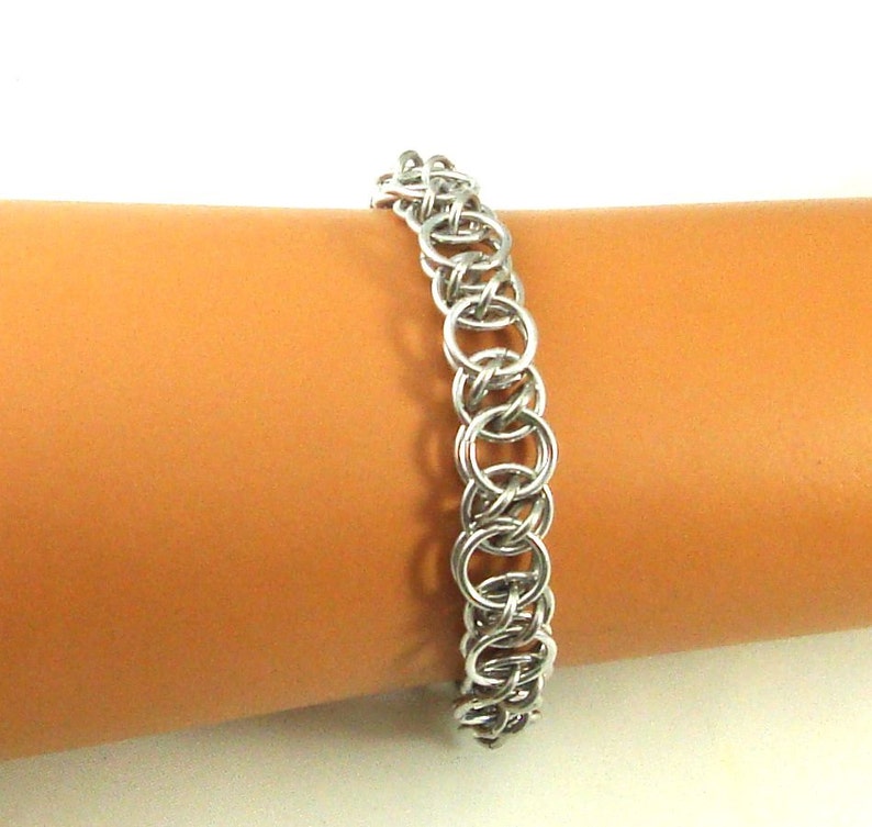 Chainmaille Jewellery, Acute Helm bracelet, silver image 5