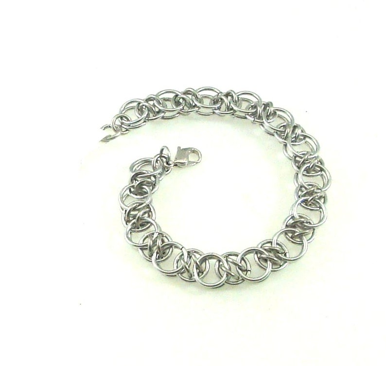 Chainmaille Jewellery, Acute Helm bracelet, silver image 4