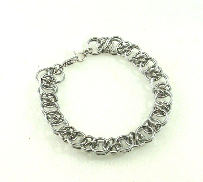 Chainmaille Jewellery, Acute Helm bracelet, silver image 1