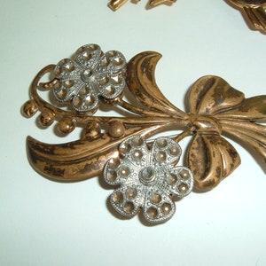 Victorian Floral Brass Metal vintage brooch lot of 3 Bridal Crafts wear image 3