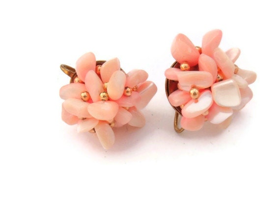 Japan Pink Shell Screw Back Vintage Earrings - Etsy