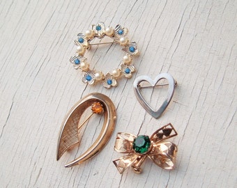 Rhinestones hearts and flowers vintage brooch lot of 4