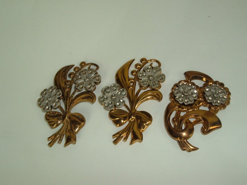 Victorian Floral Brass Metal vintage brooch lot of 3 Bridal Crafts wear image 2