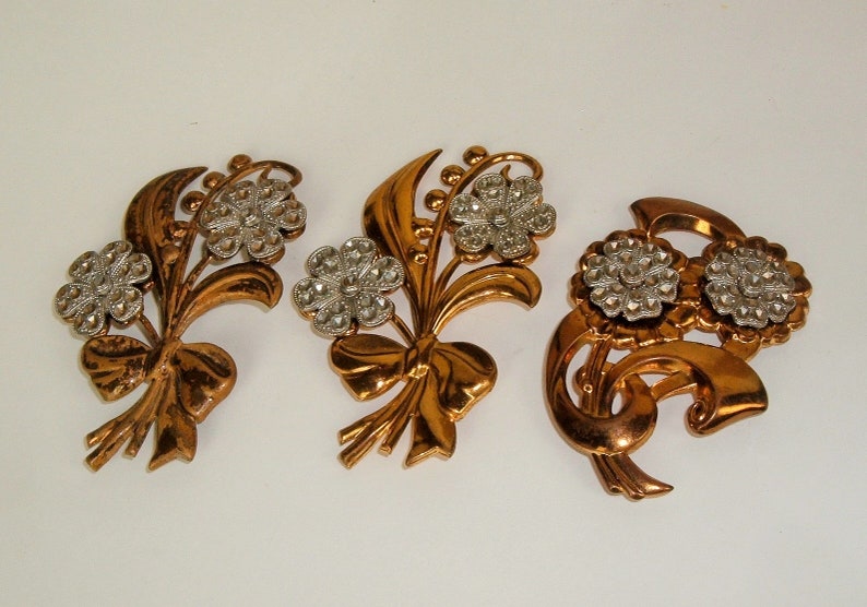 Victorian Floral Brass Metal vintage brooch lot of 3 Bridal Crafts wear image 6