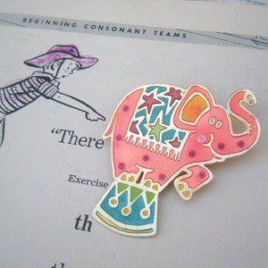 Vintage Elephant brooch pin pink polka dot circus performing Proboscidea