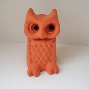 Terra Cotta Old Owl vintage shelf sitter figurine woodland kitsch