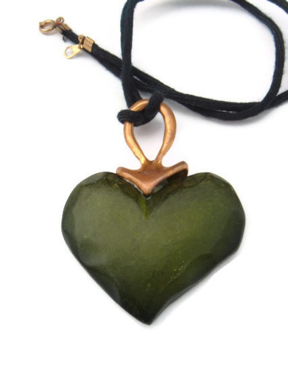 Big Green Plastic Heart Vintage Corded Necklace b… - image 1