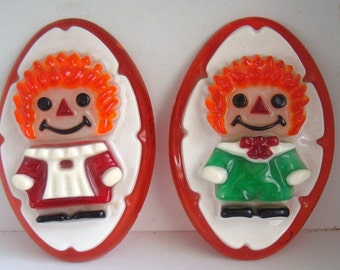 Raggedy Ann and Andy Vintage Wall plaques -1970s -New Designs Inc.