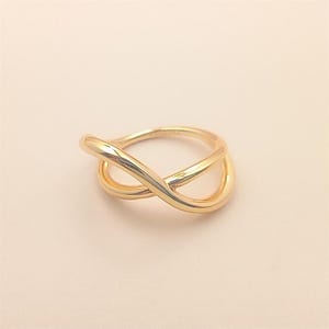 PANDORA ESSENCE Gold Organically Shaped Infinity Ring