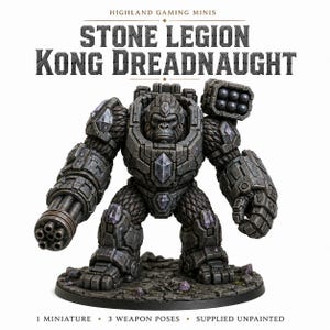 Może przedstawiać: Figurka Stone Legion Kong Dreadnaught od Highland Gaming Minis. Stworzenie przypominające goryla posiada ciemnoszarą zbroję o fakturze kamienia, fioletowe kryształowe akcenty, wielolufowe działo na prawym ramieniu oraz wyrzutnię rakiet na lewym.