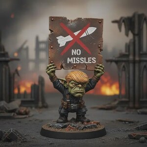 Trumpy Gobbo - Highland Gaming Minis Exclusive - Sci-Fi Resin Miniature - Charity Model