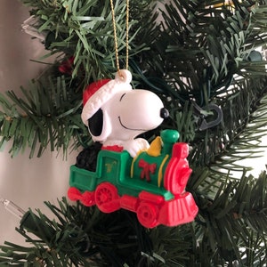 ヴィンテージ　ピーナッツ　スヌーピー　オーナメント　フィギュア　クリスマス スヌーピー フィギュア オーナメント PEANUTS オールド USA