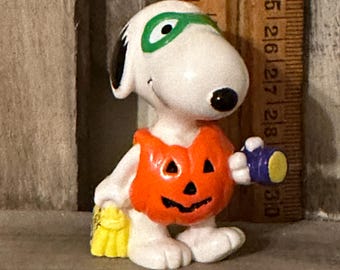 スヌーピー　PVC フィギュア　ビンテージ　ヴィンテージ　ハロウィン ヴィンテージ ピーナッツ スヌーピー ハロウィン フィギュア セット