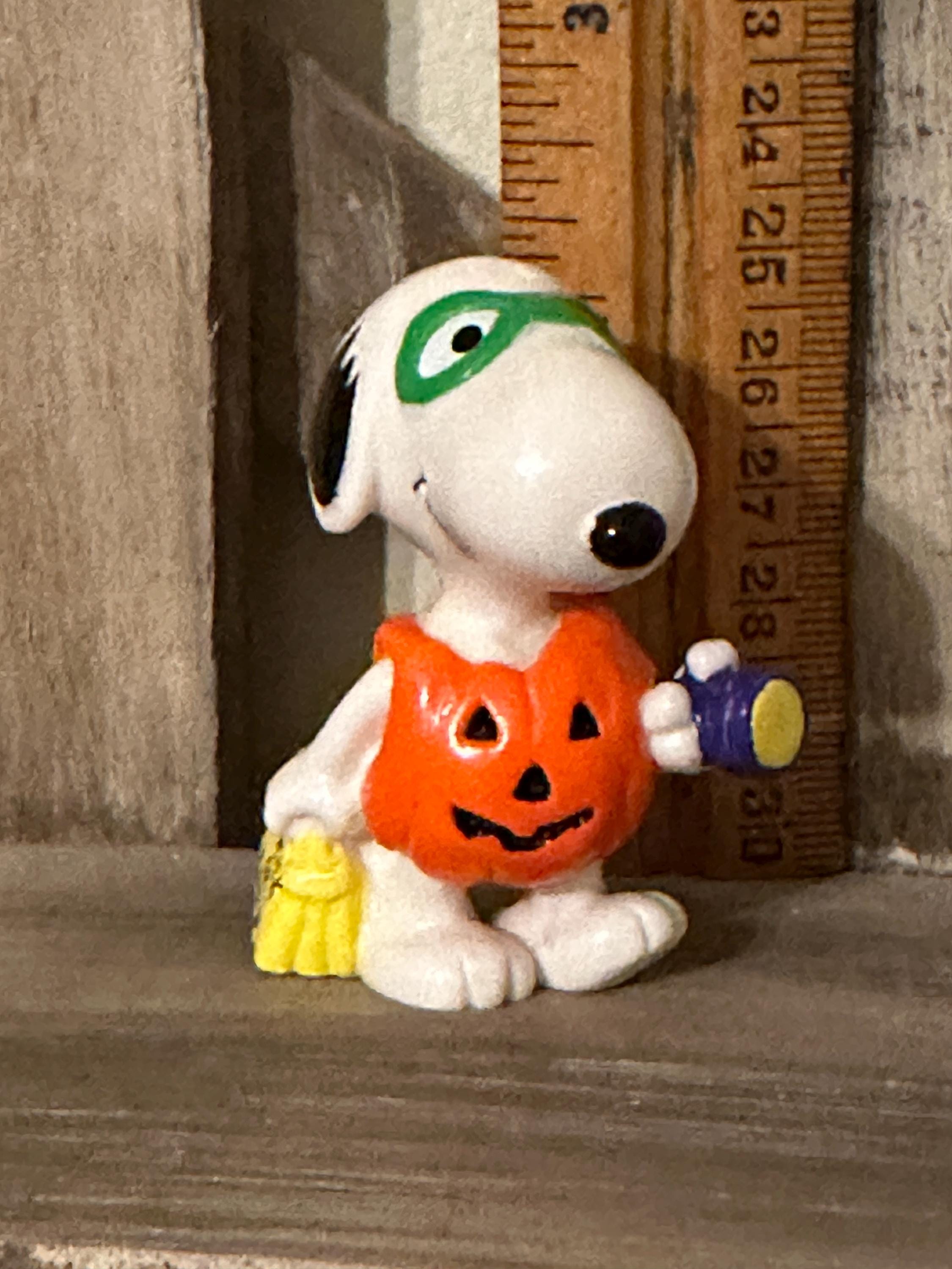 SNOOPY - ふっさん Determined papier-mâché チャーリー Charlie Brown, DIY, Papercraft, PDF, Svg, Dxf, Low Poly