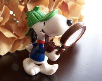 Vintage Snoopy Detective Sherlock Holmes PVC Figure