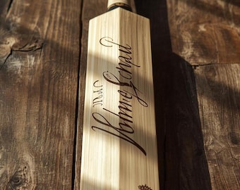 Custom Engraved English Willow Cricket Bat: Personalized Gift