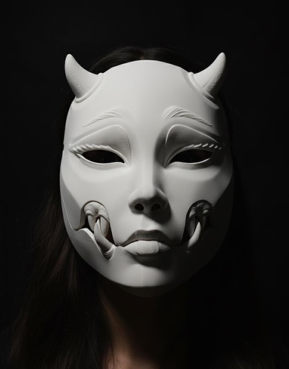 Articulated Kuchisake Mask – Japanese Hannya Demon Cosplay, Movable Jaw