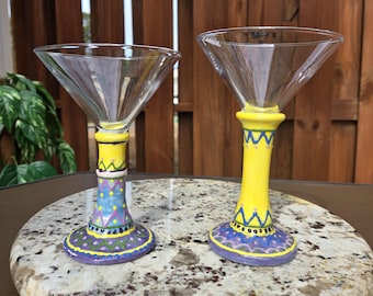 Set of 2 Hand-Painted Martini Glasses – Yellow Stem – Artistic Cocktail Glassware – Unique Drinkware