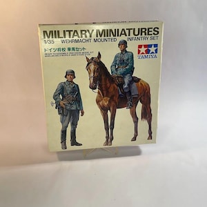 Tamiya German Wehrmacht Mounted Infantry Set 1/35 Military Miniature
