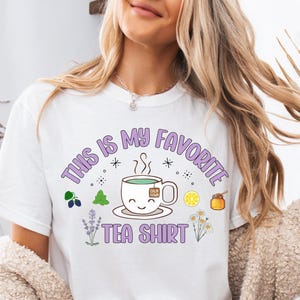 Tee Shirt, Geschenke für Teeliebhaber, Komfortfarben Shirt, modische Geschenke, Trending meme T-Shirt, Teebrieftasche, Teesieb, Teekessel