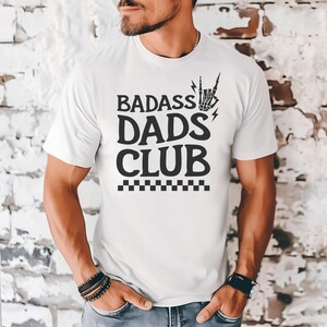 Badass Dad&#39;s Club-shirt, Dad Life, stiefvader-shirt, cadeau voor nieuwe vaders, vaderdagshirt, shirt voor papa, T-shirt papa, comfortabele kleuren