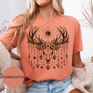 Boho Cow Skull T-shirt, Howdy Shirt, Wild West Shirt, Cowgirl Shirt, Bull Skull Shirt, Country Music Shirt, Wild West Sweatshirt