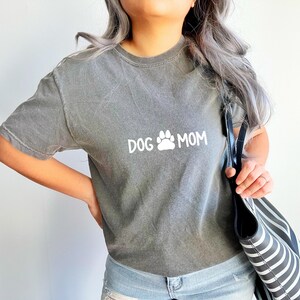 Feliz día de la madre de parte del perro.