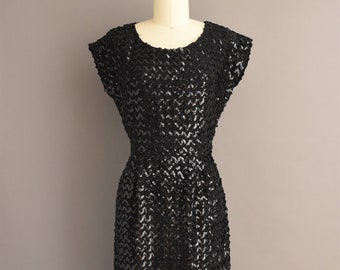 1950s vintage Sparkly Black Sequin  Holiday Party Wiggle Dress | XS Small