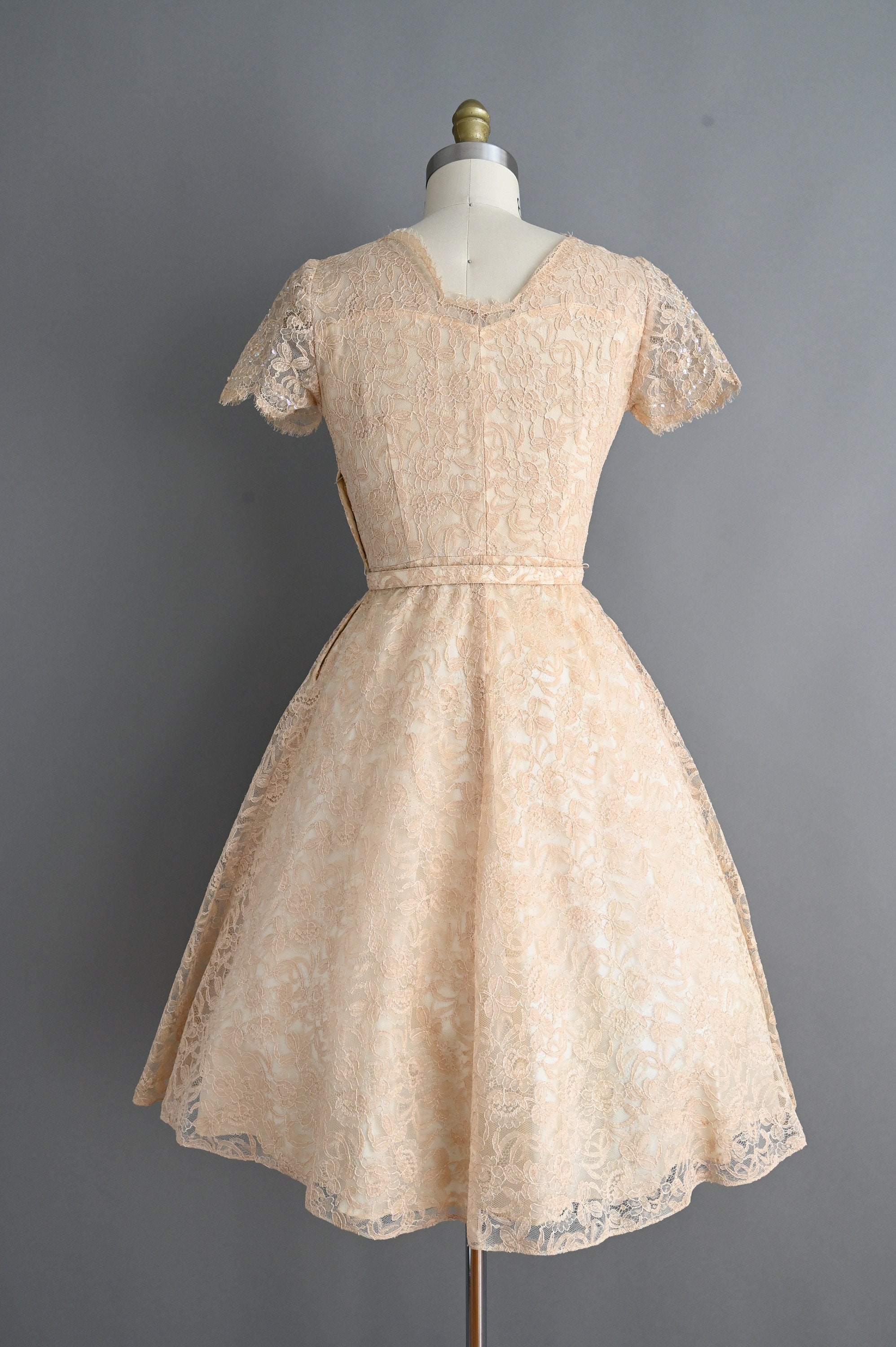 Ameri Vintage TULLE DOCKING DRESS ベージュ S 美品】アメリヴィンテージ TULLE DOCKING DRESS ベージュ - メルカリ