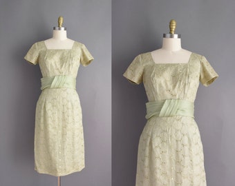 Vintage 1950s dress | Sage Green Wiggle Dress | Small |