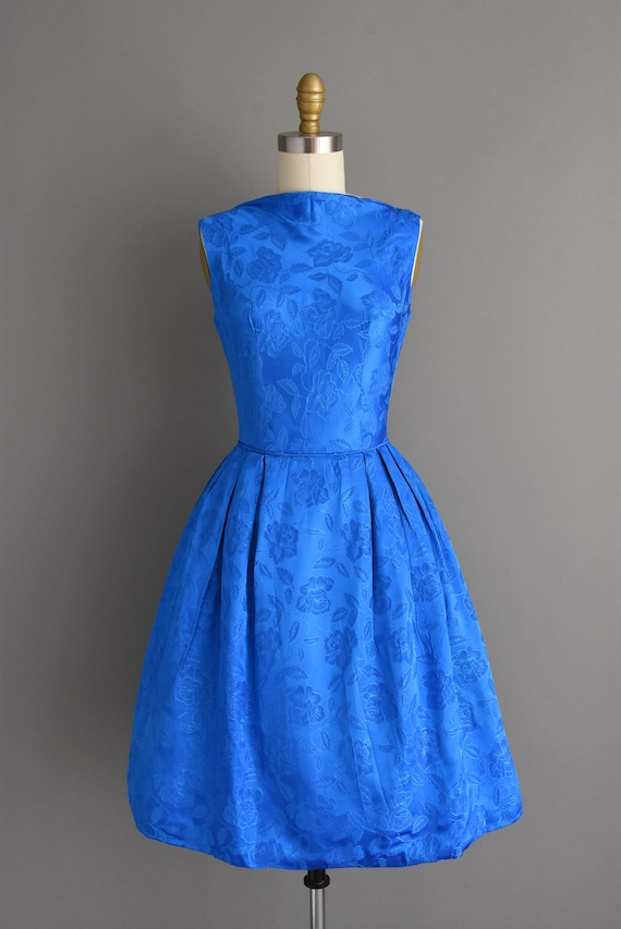 Royal blue 50s dress 2025