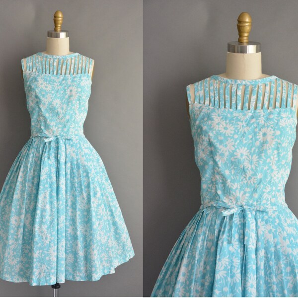 vintage 1950s dress / 50s Sue Brett caged neckline vintage floral dress