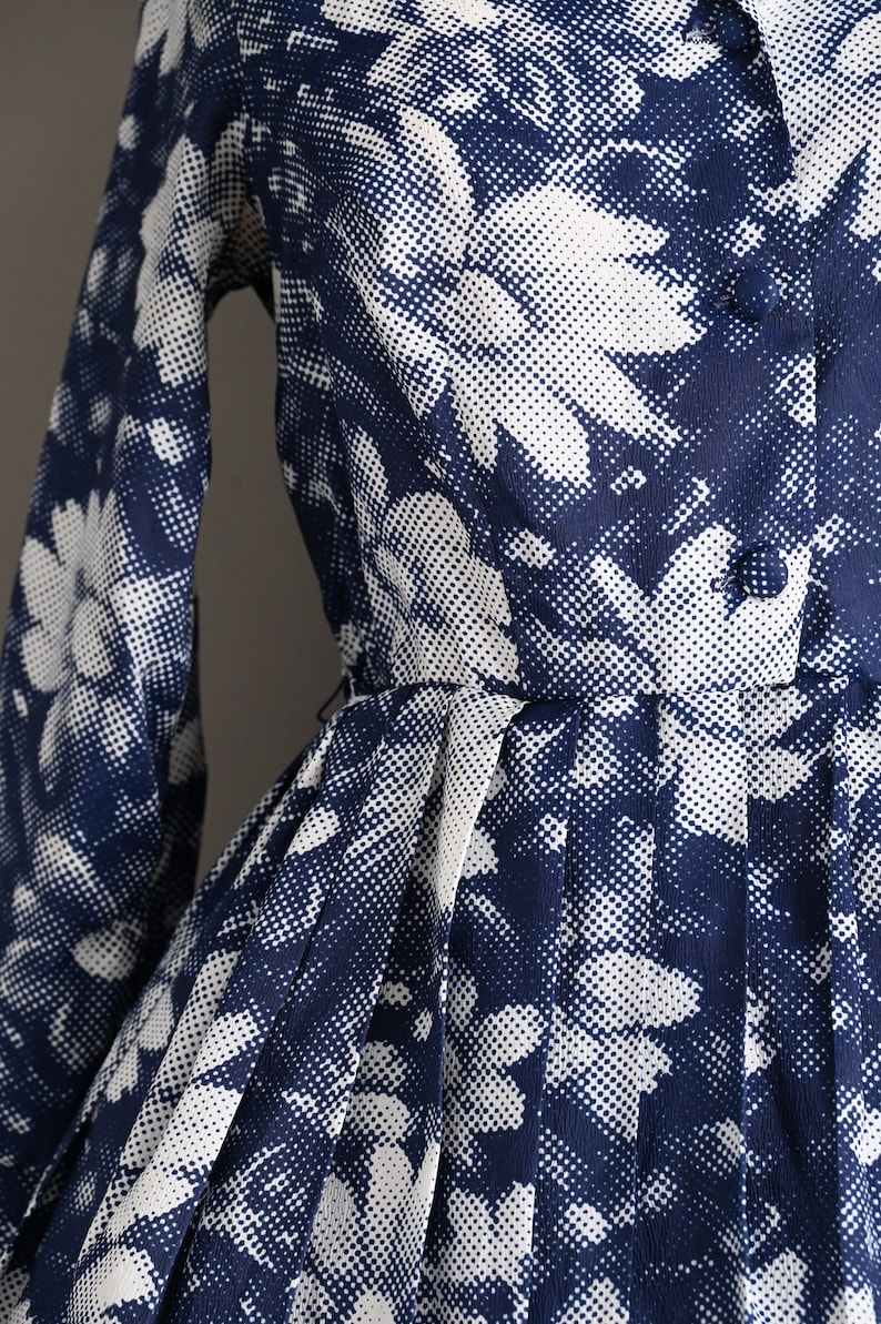 vintage 1960s Dress Vintage Navy Blue Floral Long Sleeve Shirt Waist Dress Medium Large image 5