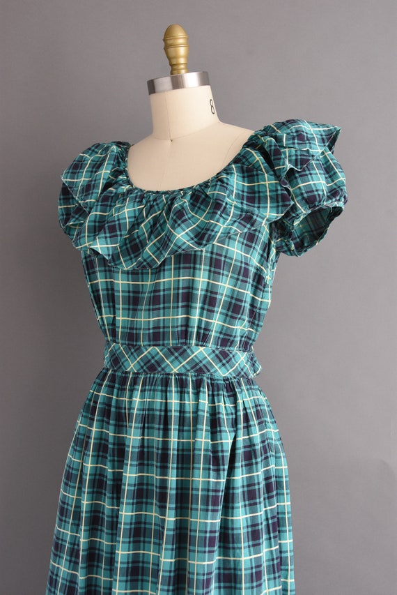 vintage 1950s | Adorable Plaid Print Ruffle Puff … - image 8