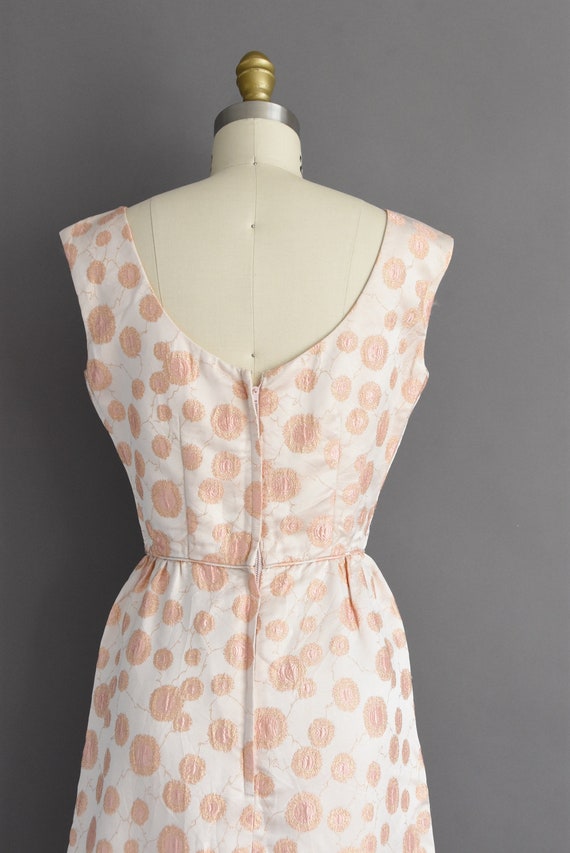 1950s vintage Gorgeous Sparkly Pink & Gold Silk S… - image 9