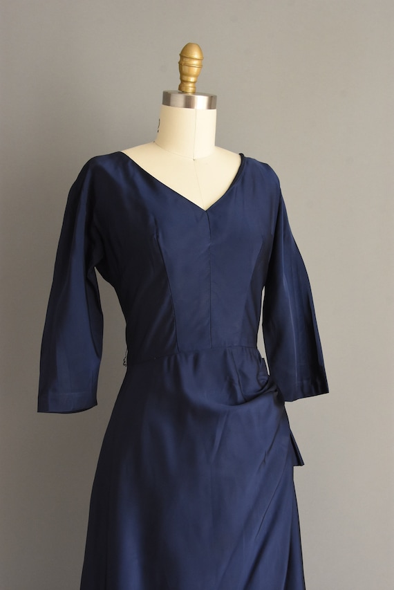 1950s vintage Gorgeous Navy Blue Satin Cocktail P… - image 5