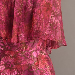 1950s vintage dress Gorgeous Pink & Purple Floral Print Silk Cocktail Wiggle Dress Small image 5