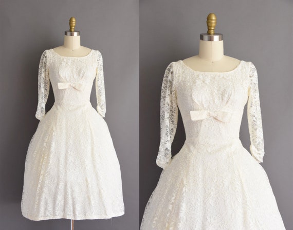 tea length full skirt dress