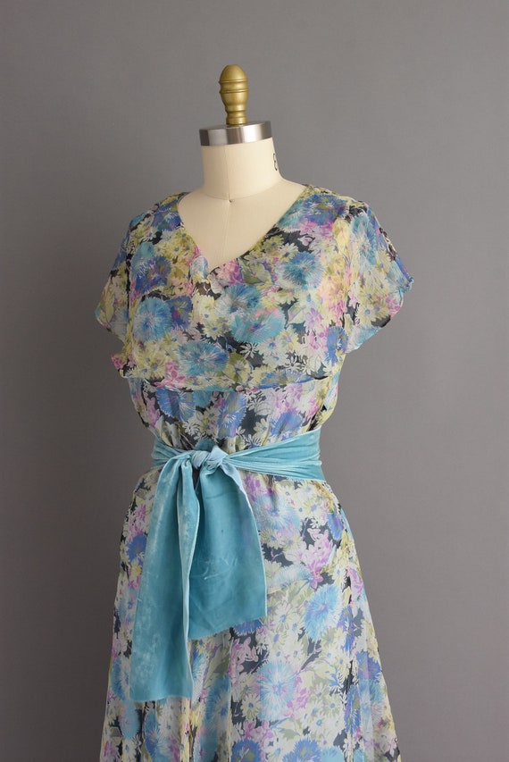 vintage 1930s Gorgeous fluttery chiffon floral pr… - image 7