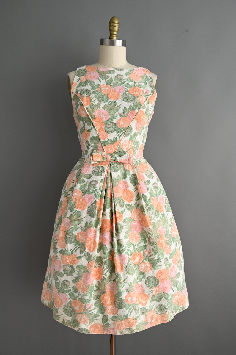 vintage 1950s Dress Vintage Peach Floral Pront Full Skirt Party Dress Small image 2