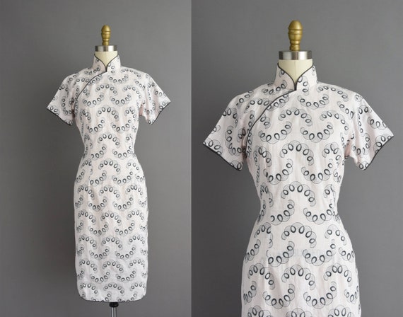 vintage 1950s | Gorgeous Gray & Pink cotton swirl