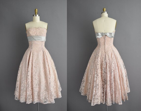 vintage 1950s | Gorgeous strapless spiderweb lace